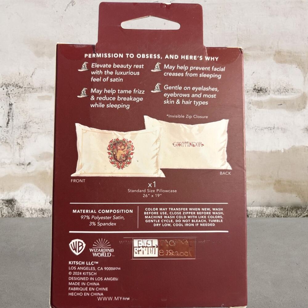 Kitsch x Harry Potter Satin Standard Pillowcase in Gryffindor NIB - Picture 3 of 3